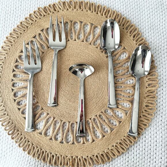 Reed & Barton Arlington Newton 18/10 Stainless Serving Spoons Meat Forks Set 5 - Picture 3 of 6